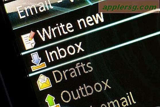 Hur man återställer borttagna e-postmeddelanden från en bärbar dator