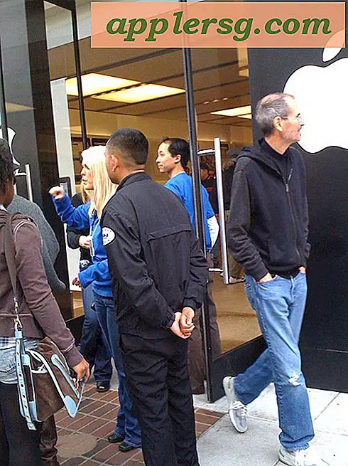 Steve Jobs besöker tillfälligt en Apple Store