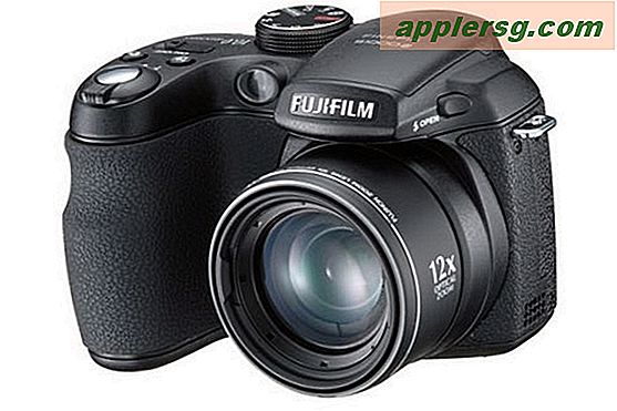 Come inizializzare una scheda di memoria su una fotocamera digitale Fujifilm