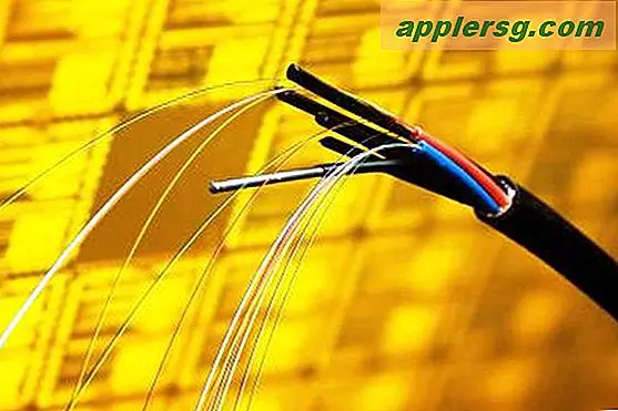 Comment couper un câble à fibre optique (4 étapes)
