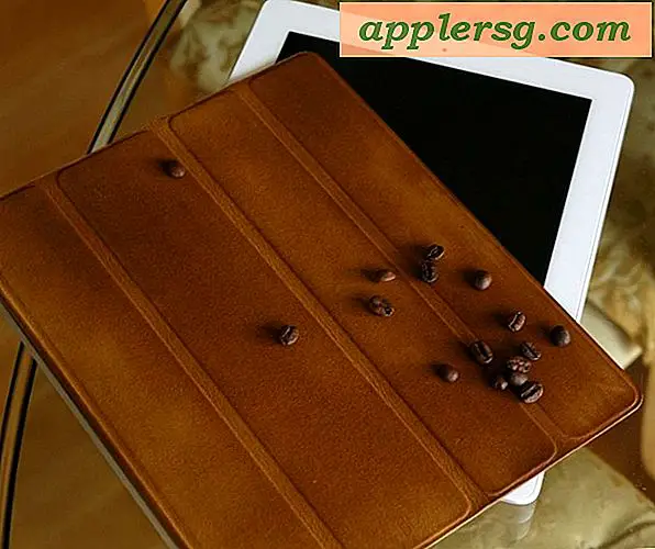 Renverser le café sur l'iPad Smart Cover semble étonnamment attrayant